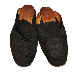 Free People Leather Snakeskin Embossed Suede Mules Size 6/36 Black